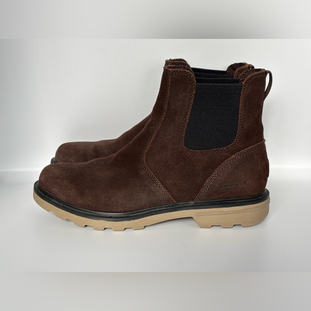 Sorel Mens 8 Carson Chelsea Boots in Blackened Brown, Waterproof Suede